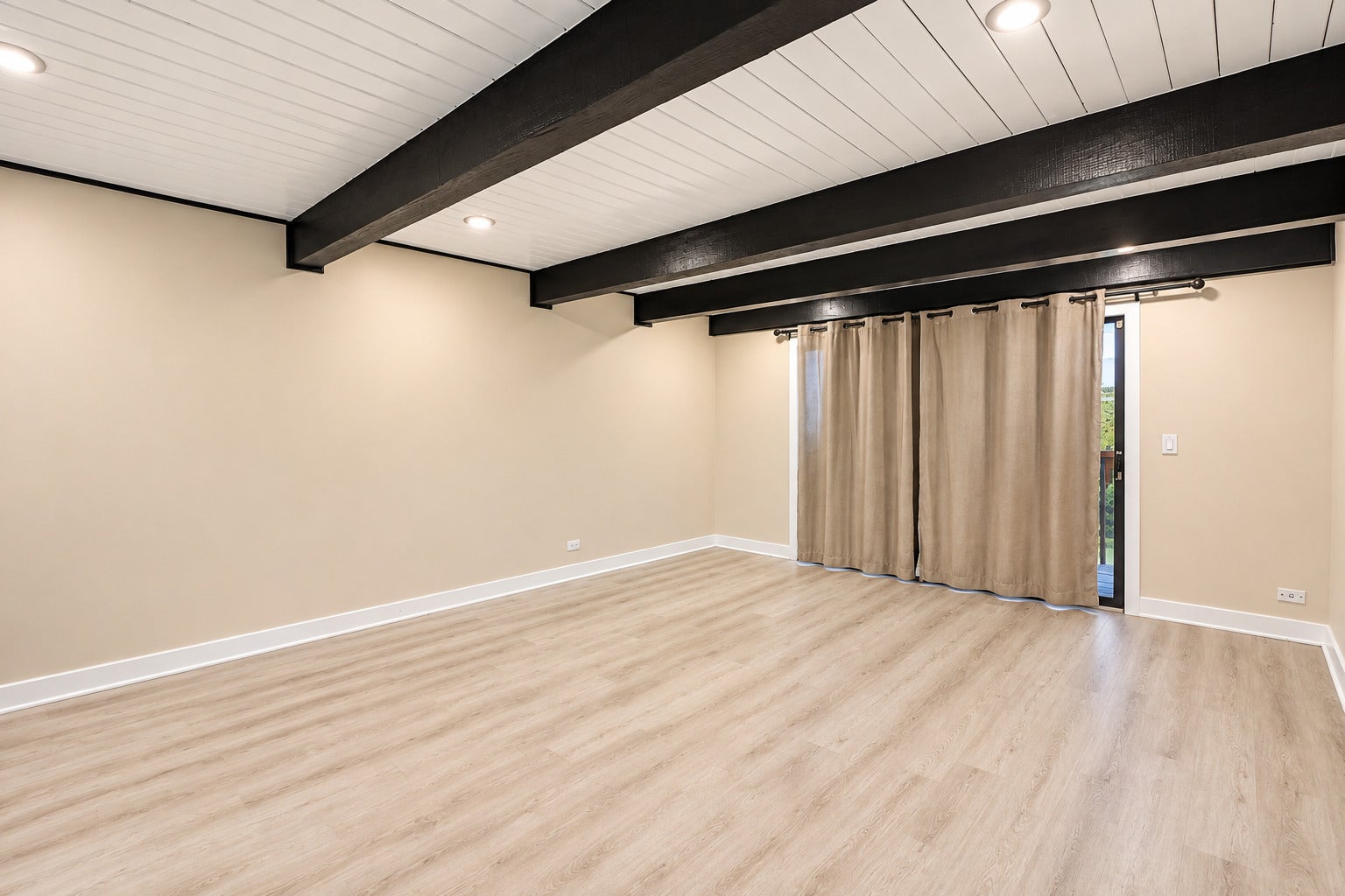 1755 Rand Road 10