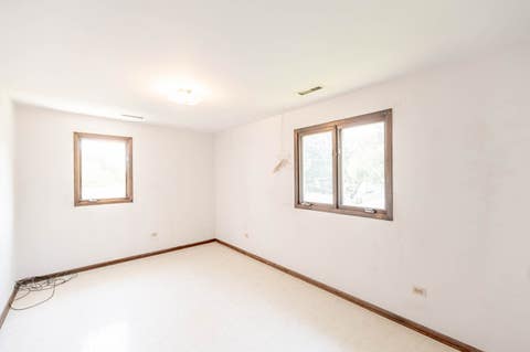 Tiny photo for 14947 Hamlin Avenue, Midlothian, IL 60445 (MLS # 12702075)