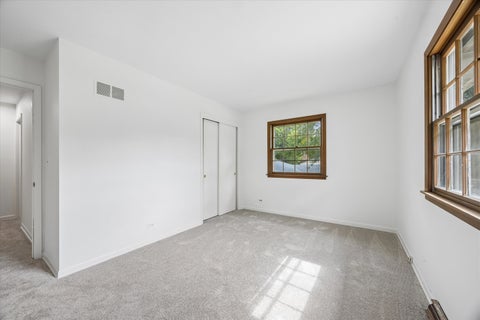 Tiny photo for 290 W Oak Glen Drive, Bartlett, IL 60103 (MLS # 12730047)
