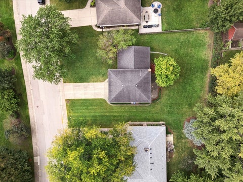 Tiny photo for 290 W Oak Glen Drive, Bartlett, IL 60103 (MLS # 12730047)