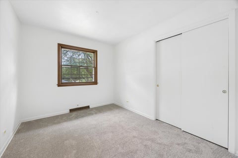 Tiny photo for 290 W Oak Glen Drive, Bartlett, IL 60103 (MLS # 12730047)