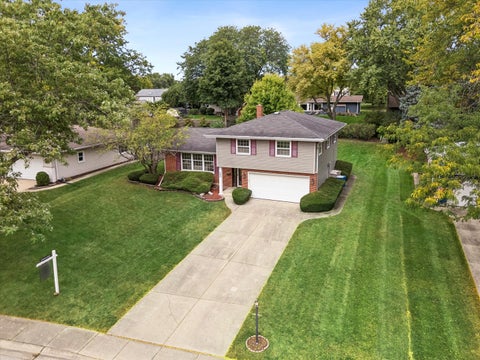 Tiny photo for 290 W Oak Glen Drive, Bartlett, IL 60103 (MLS # 12730047)