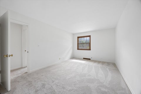 Tiny photo for 290 W Oak Glen Drive, Bartlett, IL 60103 (MLS # 12730047)