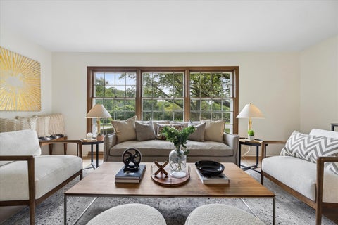 Tiny photo for 290 W Oak Glen Drive, Bartlett, IL 60103 (MLS # 12730047)