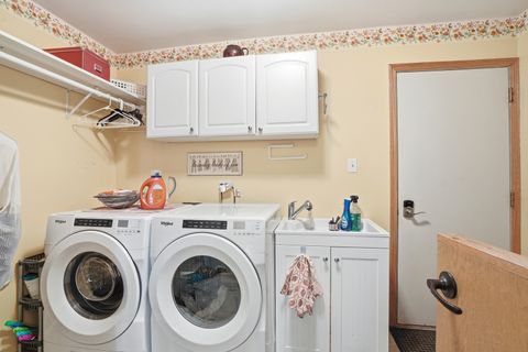 Tiny photo for 22064 Pembrook Drive, Frankfort, IL 60423 (MLS # 12512119)