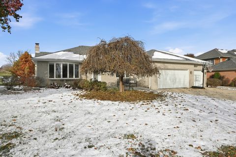 Tiny photo for 22064 Pembrook Drive, Frankfort, IL 60423 (MLS # 12512119)