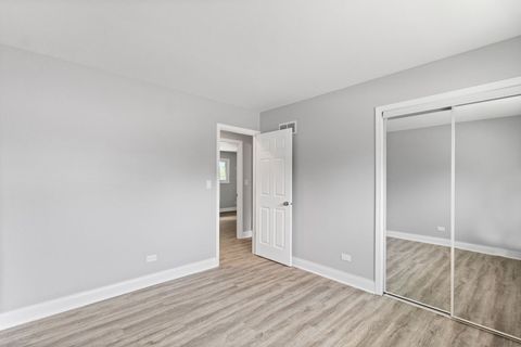 Tiny photo for 15240 Woodlawn Avenue, Dolton, IL 60419 (MLS # 12386837)