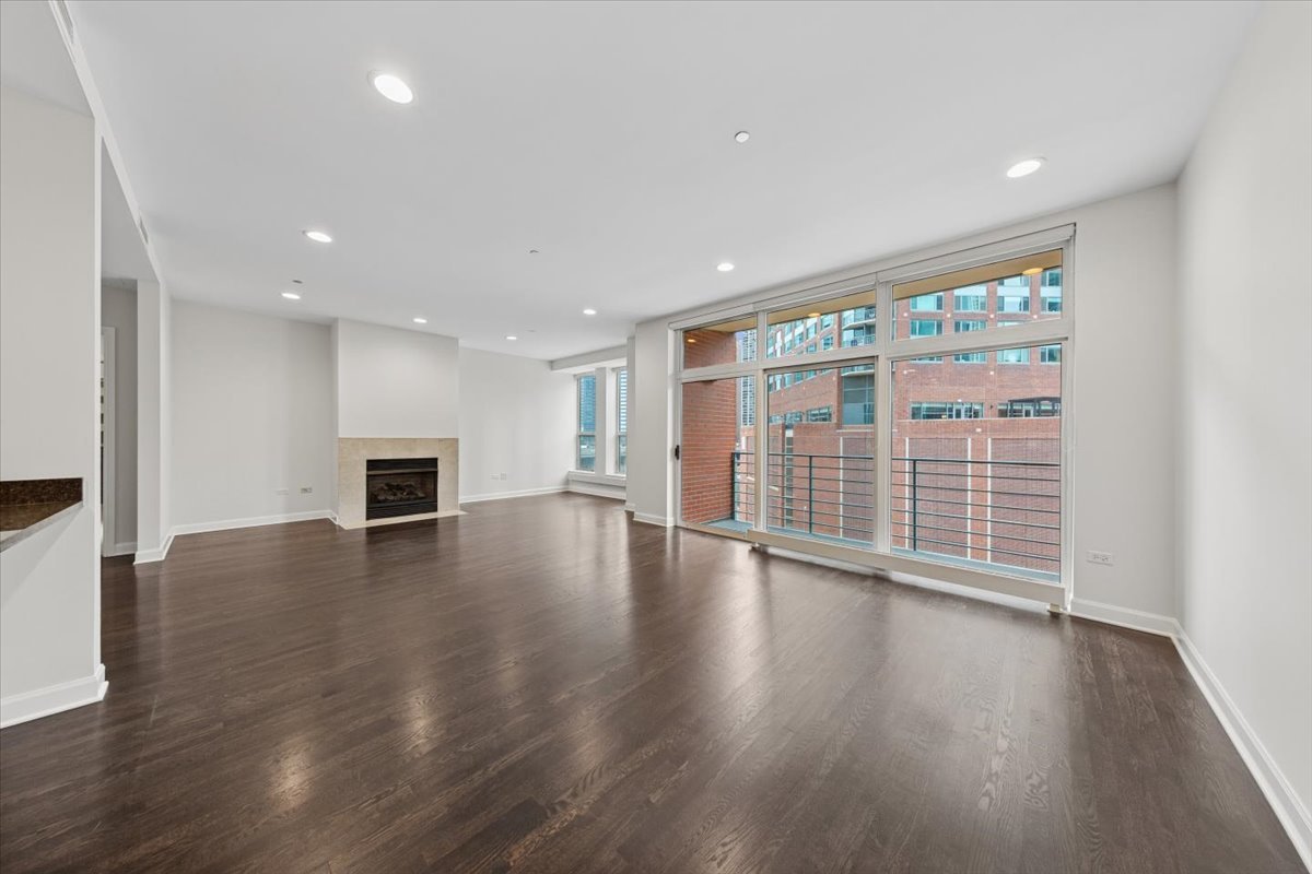 415 E North Water Street 706