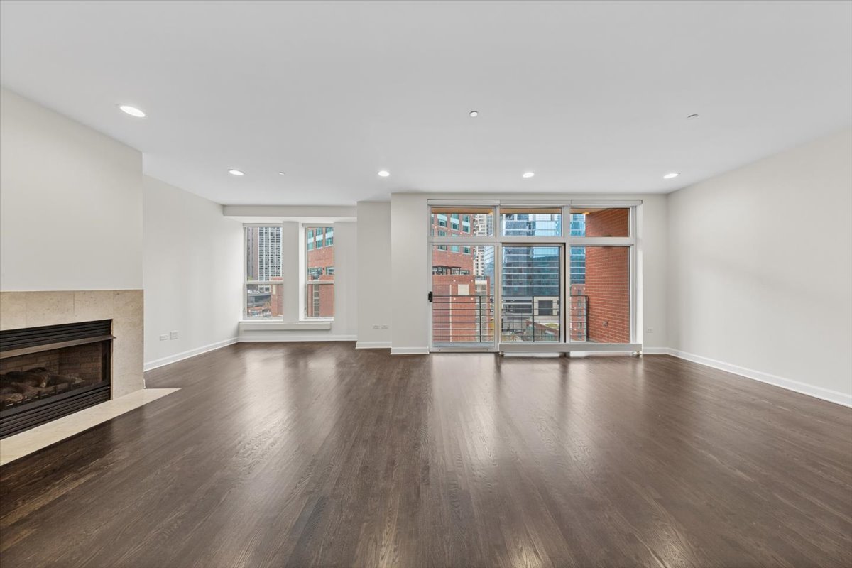 415 E North Water Street 706