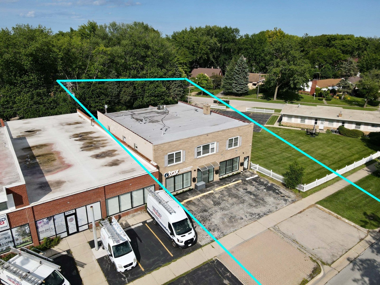 552 E Northwest Highway