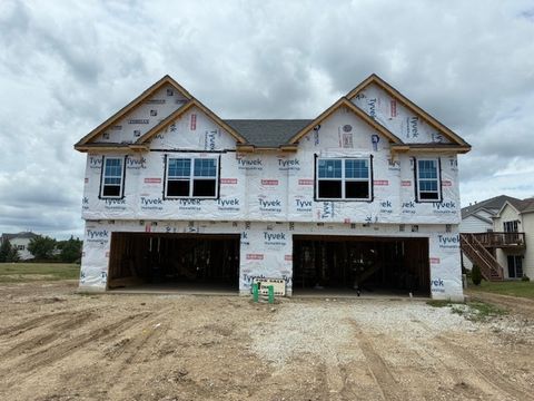Photo of 939 Saddle Ridge Drive, Joliet, IL 60432 (MLS # 12405341)