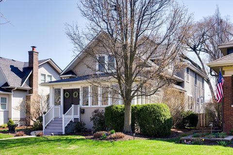 221 N Illinois Street Elmhurst IL 60126