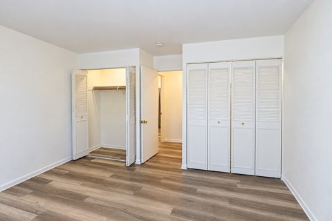 Tiny photo for 1170 Valley Lane #304, Hoffman Estates, IL 60169 (MLS # 12793354)