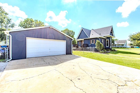 Tiny photo for 700 E CEDAR Street, Leroy, IL 61752 (MLS # 12707124)