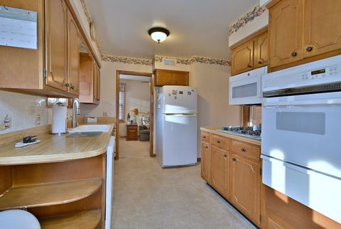 Tiny photo for 6153 N Lenox Avenue, Chicago, IL 60646 (MLS # 12571904)