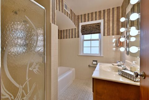 Tiny photo for 6153 N Lenox Avenue, Chicago, IL 60646 (MLS # 12571904)