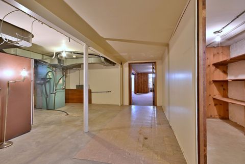 Tiny photo for 6153 N Lenox Avenue, Chicago, IL 60646 (MLS # 12571904)