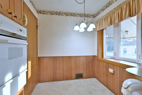Tiny photo for 6153 N Lenox Avenue, Chicago, IL 60646 (MLS # 12571904)