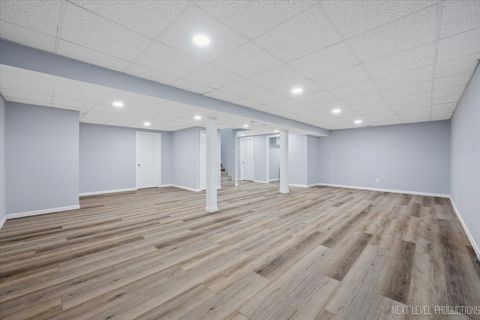 Tiny photo for 2S616 Linden Square, Warrenville, IL 60555 (MLS # 12528329)