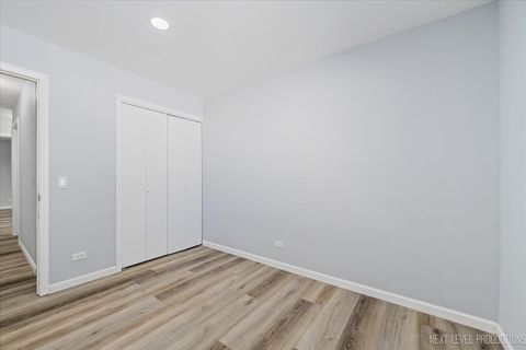 Tiny photo for 2S616 Linden Square, Warrenville, IL 60555 (MLS # 12528329)