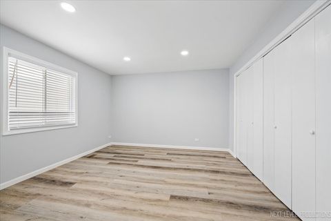 Tiny photo for 2S616 Linden Square, Warrenville, IL 60555 (MLS # 12528329)