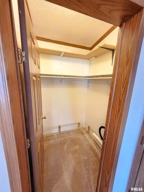 Tiny photo for 37 JANET Street, Murphysboro, IL 62966 (MLS # EB460611)