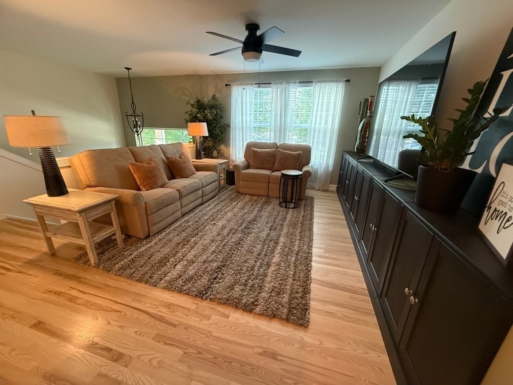 995 Reserve Drive