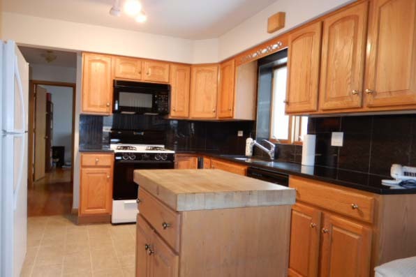 Norridge, Illinois 60706, United States, 3 Bedrooms Bedrooms, ,2 BathroomsBathrooms,Residential,Active,254978