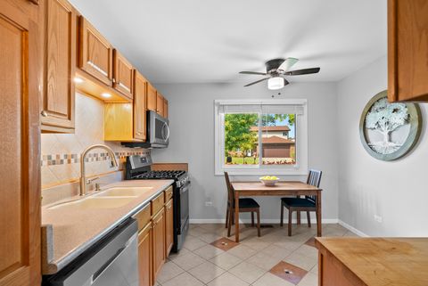 Tiny photo for 6831 Dove Avenue, Woodridge, IL 60517 (MLS # 12476900)