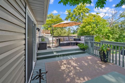 Tiny photo for 6831 Dove Avenue, Woodridge, IL 60517 (MLS # 12476900)