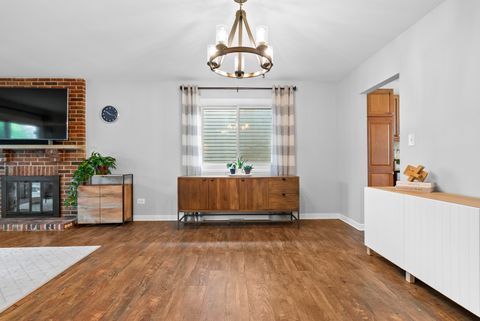 Tiny photo for 6831 Dove Avenue, Woodridge, IL 60517 (MLS # 12476900)