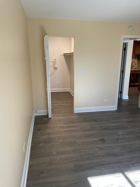 Tiny photo for 650 Perrie Drive #304, Elk Grove Village, IL 60007 (MLS # 12752138)
