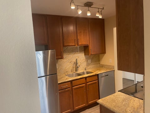 Tiny photo for 650 Perrie Drive #304, Elk Grove Village, IL 60007 (MLS # 12752138)
