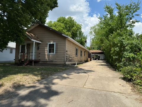 Photo of 907 Parkview Street, Rockdale, IL 60436 (MLS # 12490605)