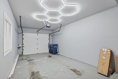 Tiny photo for 625 Breakers Point, Schaumburg, IL 60194 (MLS # 12527327)