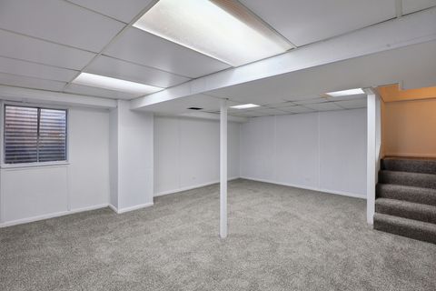 Tiny photo for 625 Breakers Point, Schaumburg, IL 60194 (MLS # 12527327)