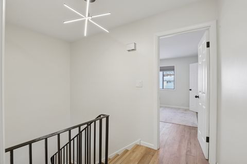 Tiny photo for 625 Breakers Point, Schaumburg, IL 60194 (MLS # 12527327)