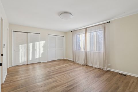 Tiny photo for 625 Breakers Point, Schaumburg, IL 60194 (MLS # 12527327)