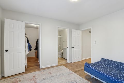 Tiny photo for 625 Breakers Point, Schaumburg, IL 60194 (MLS # 12527327)