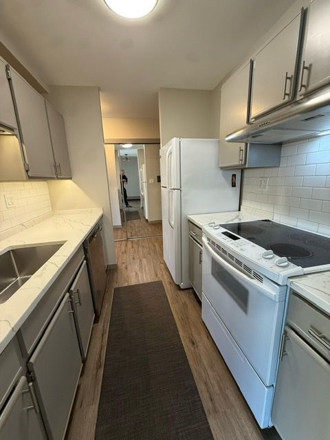 Tiny photo for 1813 Hemlock Place #311, Schaumburg, IL 60173 (MLS # 12530989)