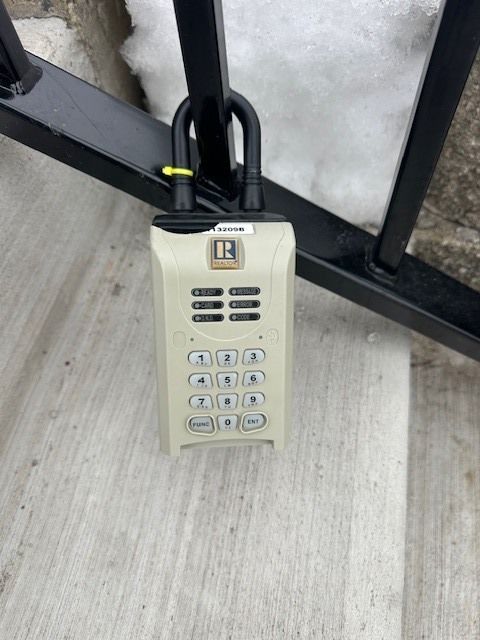 Tiny photo for 1813 Hemlock Place #311, Schaumburg, IL 60173 (MLS # 12530989)