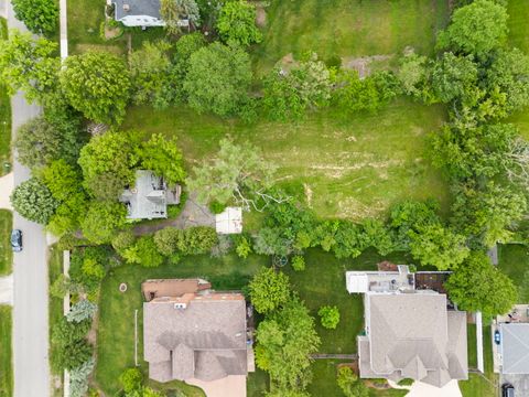 3910 Sterling Road Downers Grove IL 60515