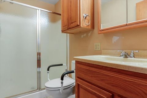 Tiny photo for 204 Woodrig Road, Bloomington, IL 61704 (MLS # 12621017)