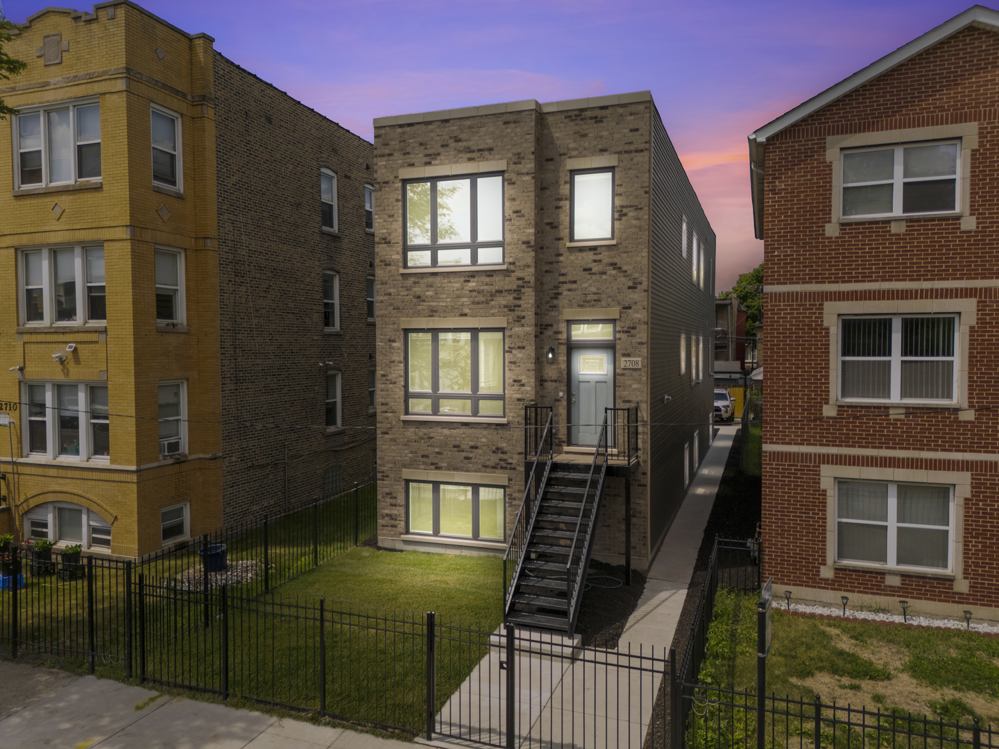 2708 W Jackson Boulevard
