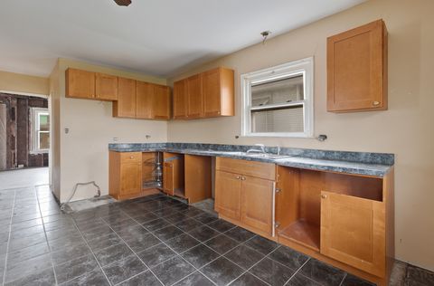 Tiny photo for 14955 Riverside Drive, South Holland, IL 60473 (MLS # 12356286)