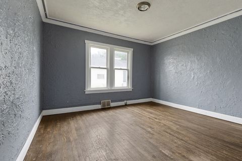 Tiny photo for 14955 Riverside Drive, South Holland, IL 60473 (MLS # 12356286)