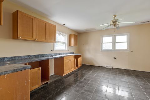 Tiny photo for 14955 Riverside Drive, South Holland, IL 60473 (MLS # 12356286)