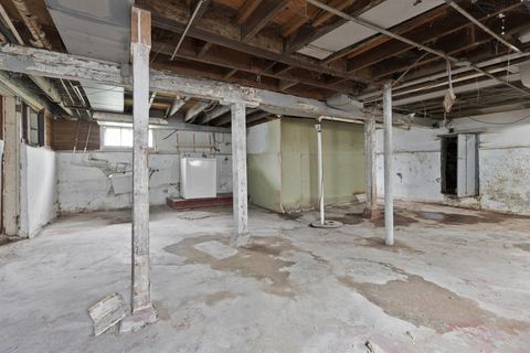 Tiny photo for 14955 Riverside Drive, South Holland, IL 60473 (MLS # 12356286)