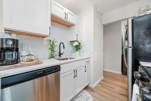 Tiny photo for 408 Cahill Road, Streamwood, IL 60107 (MLS # 12465422)