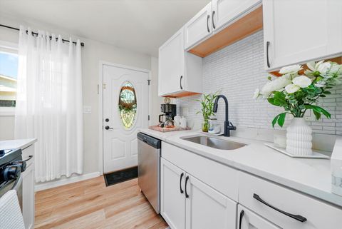 Tiny photo for 408 Cahill Road, Streamwood, IL 60107 (MLS # 12465422)